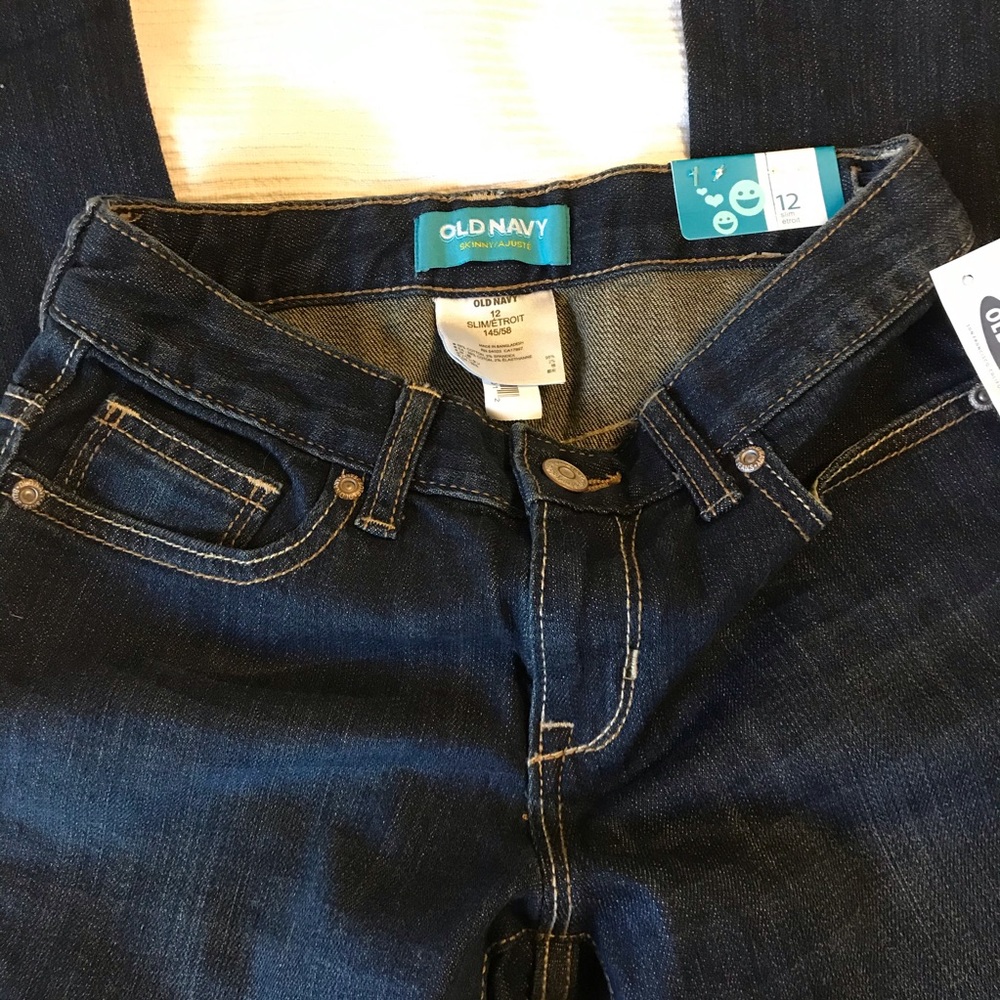 NWT Old Navy girl’s size 12 skinny jeans dark wash